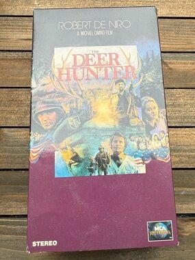 The Deer Hunter with Robert De Niro 2 VHS Tape Christopher Walken 1st Movie